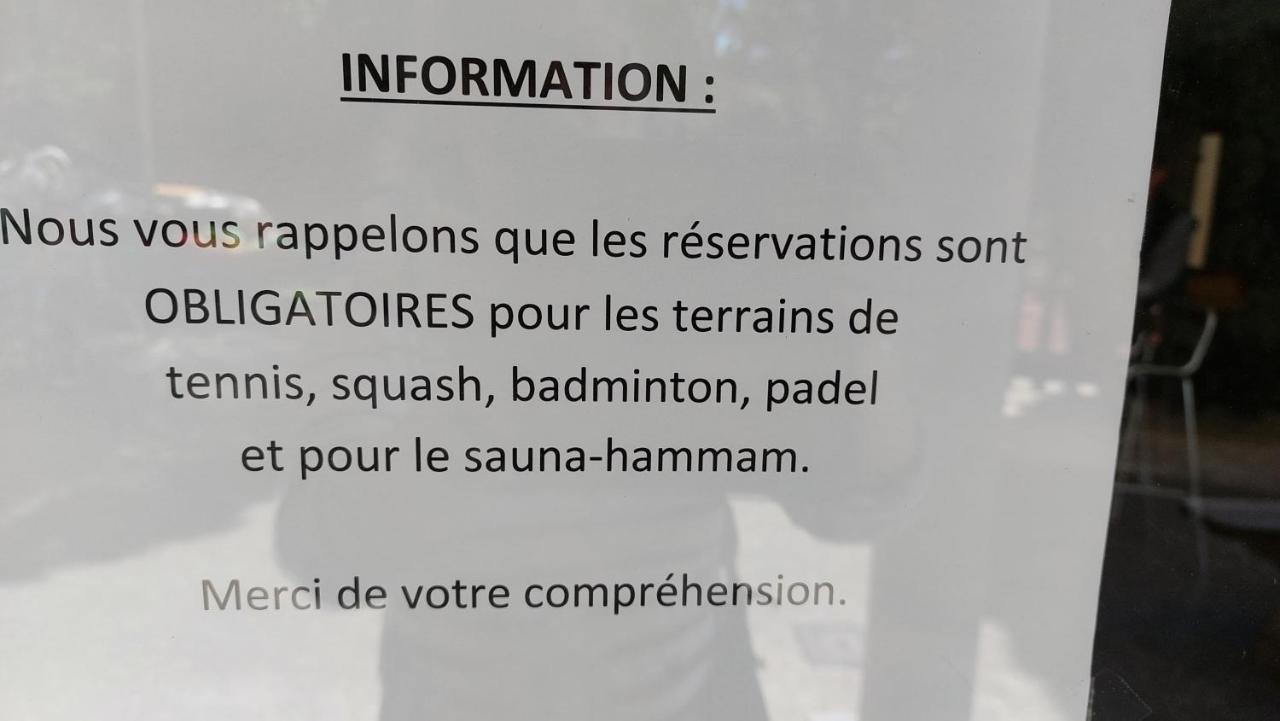 Aux Abords Du Lac Apartman Arles Kültér fotó
